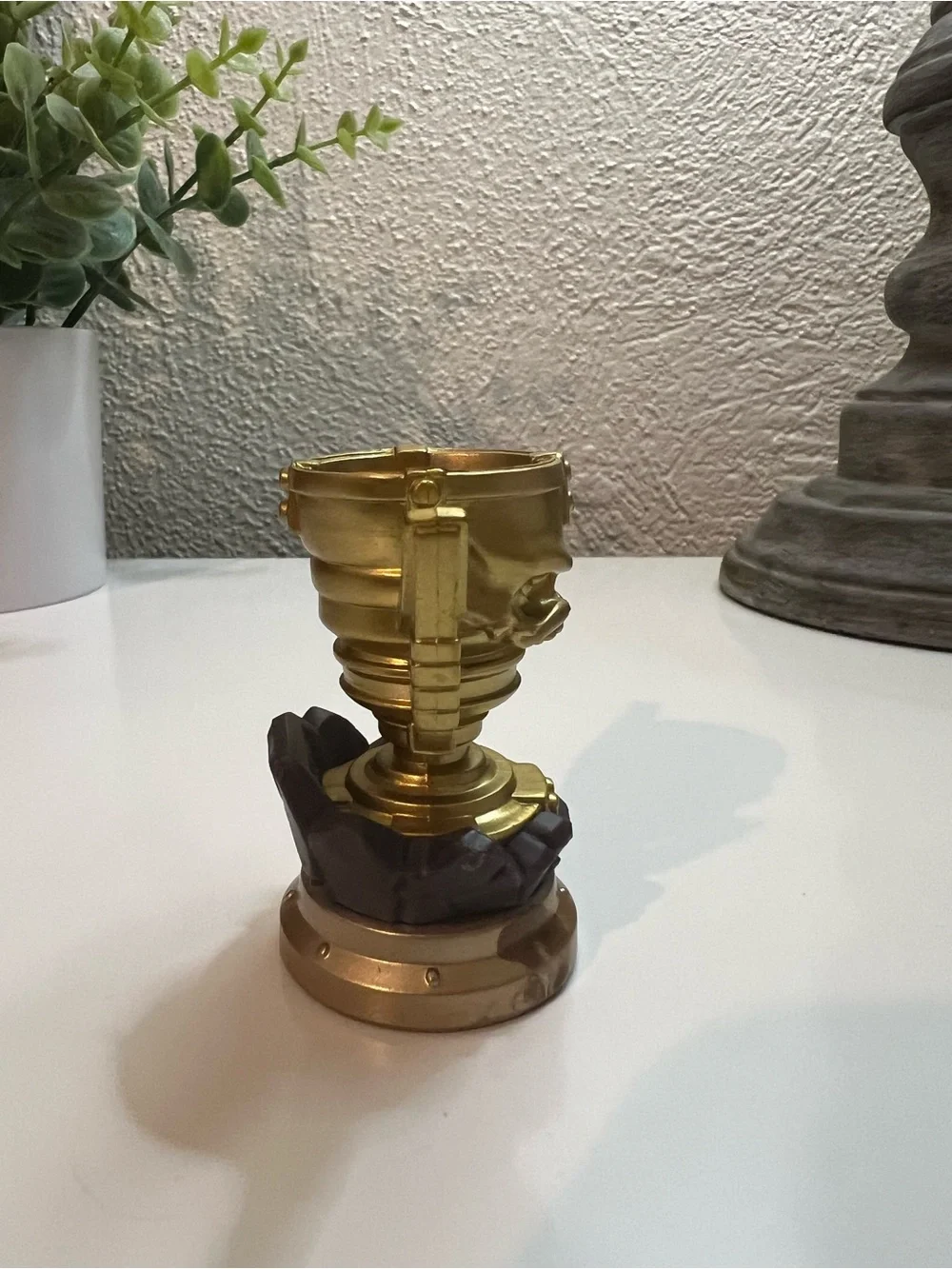 Skylanders Superchargers Land Trophy Count Moneybone Racing Figure RARE